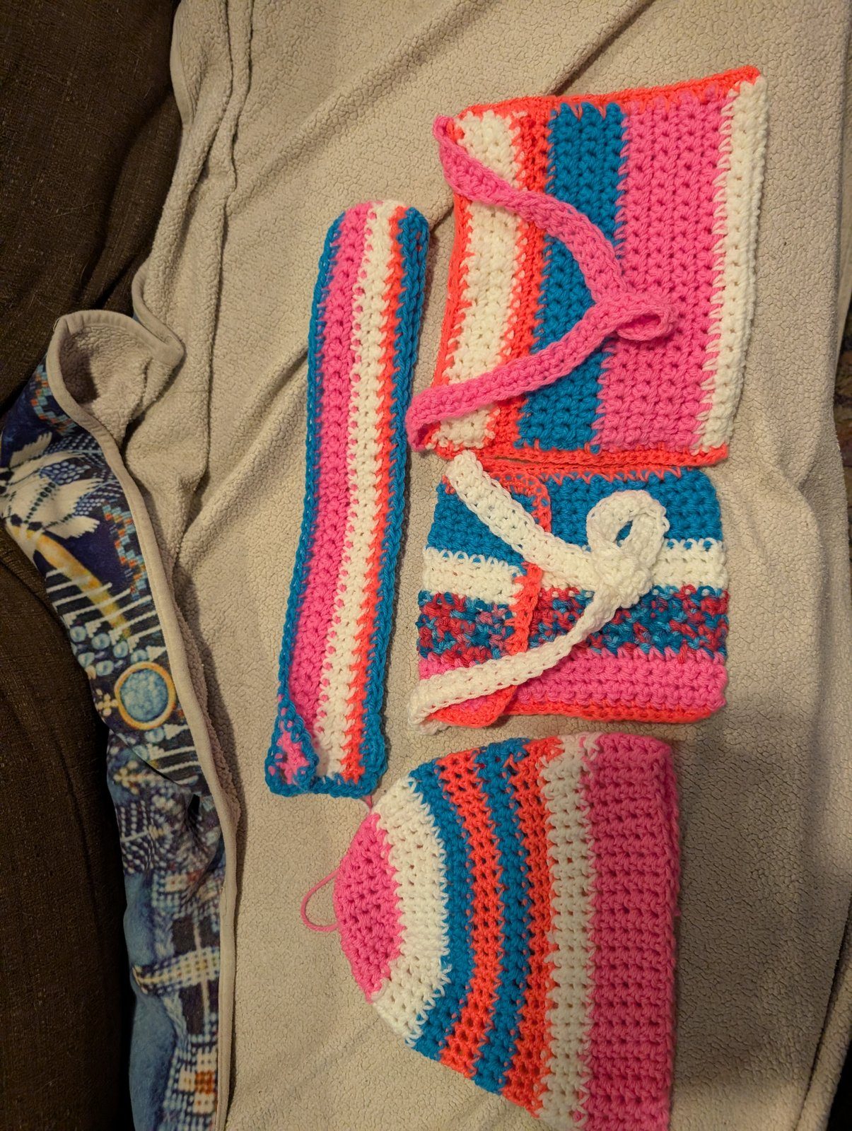 Pink and teal crochet set, second view